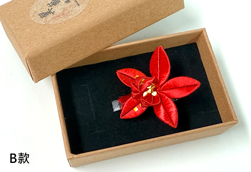 傳統紅春仔花(玉蘭花) 夾 / 胸針 / 髮梳